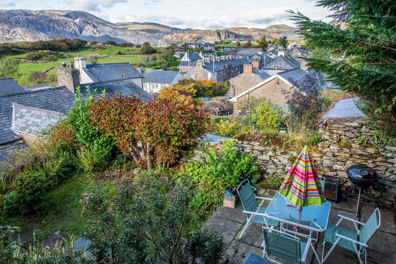 Homely Cottage With Garden And Mountain-View Blaenau Ffestiniog Exterior photo