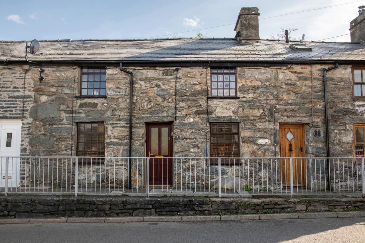 Homely Cottage With Garden And Mountain-View Blaenau Ffestiniog Exterior photo